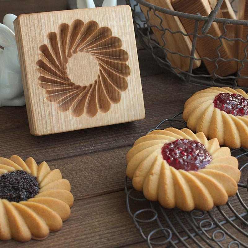 Ryetaga Wooden Cookie Biscuit Mold, 3D Baking Mold, Embossing Craft Decorating Baking Tool, Suitable for Halloween Thanksgiving Christmas Kitchen DIY (Shape E 10 * 10 * 2) - Image 5